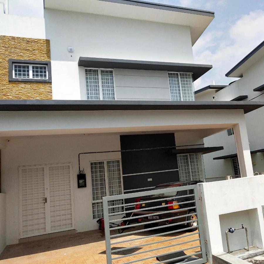 Sea Lion Kuala Selangor Semi-Detached Homestay Εξωτερικό φωτογραφία